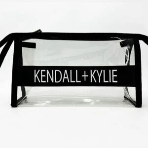 Kendall + Kylie Makeup Cosmetic Travel Bag Clear NWT RETAILS $25